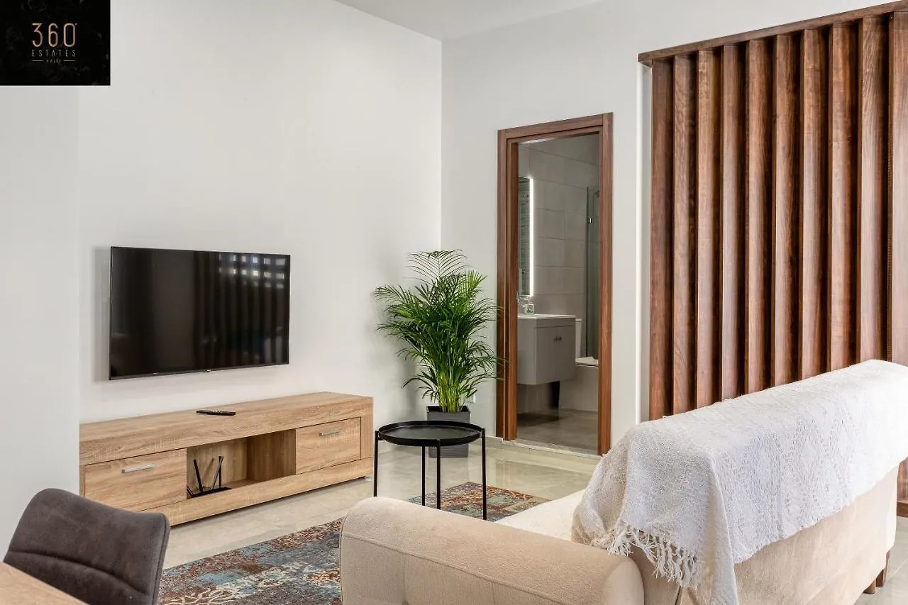 Stylish & Modern 1 Bedroom Duplex Apt In St Julians By 360 Estates St. Julian's 0*,  Malta