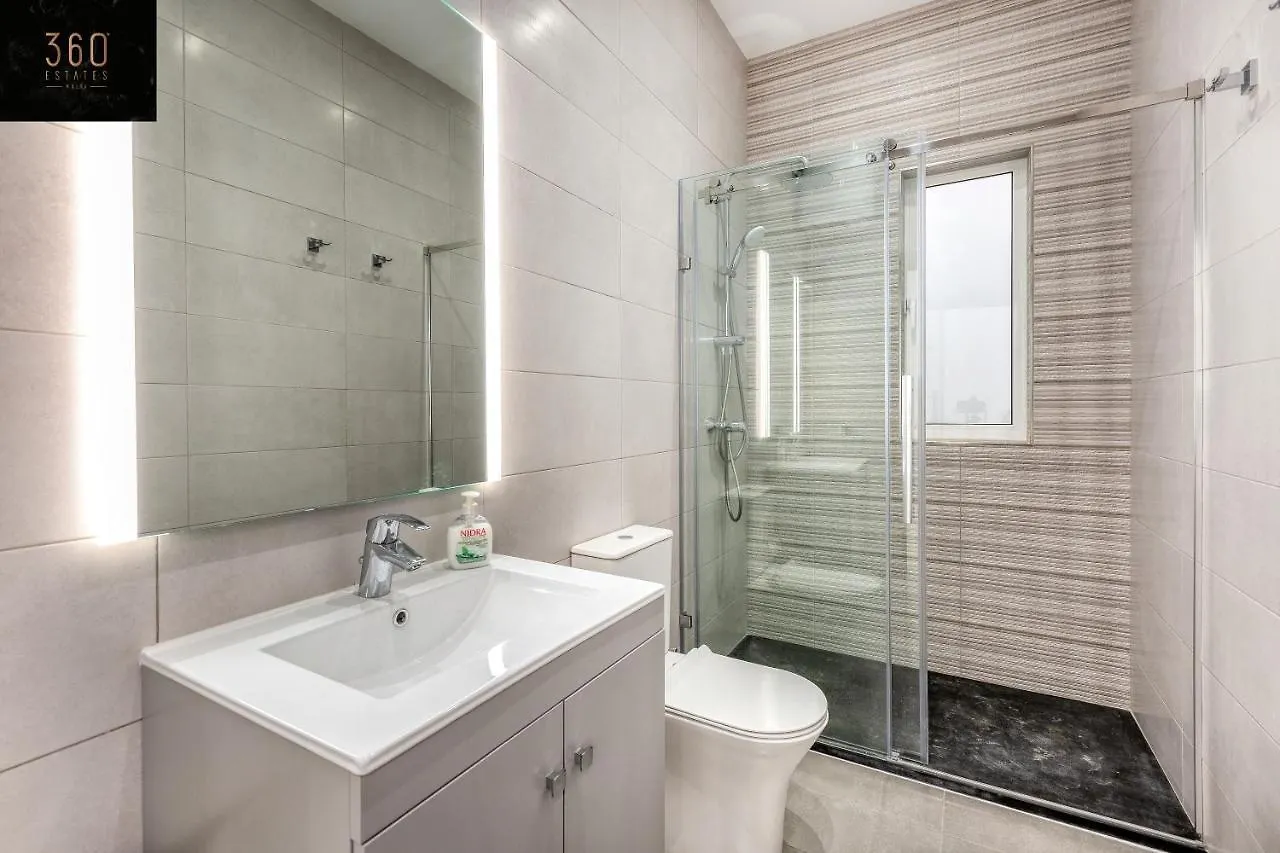 Stylish & Modern 1 Bedroom Duplex Apt In St Julians By 360 Estates St. Julian's Apartamento